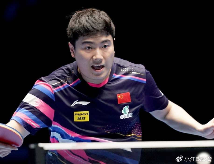 张本智和稳定发挥领跑男单争夺 梁靖崑状态起伏