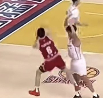 山西深圳对决陷入小动作风暴 裁判争议判罚激化